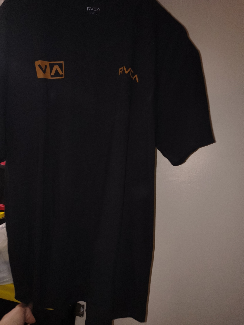 RVCA Men's Black Logo T-Shirt with Gold Accents NWT XL